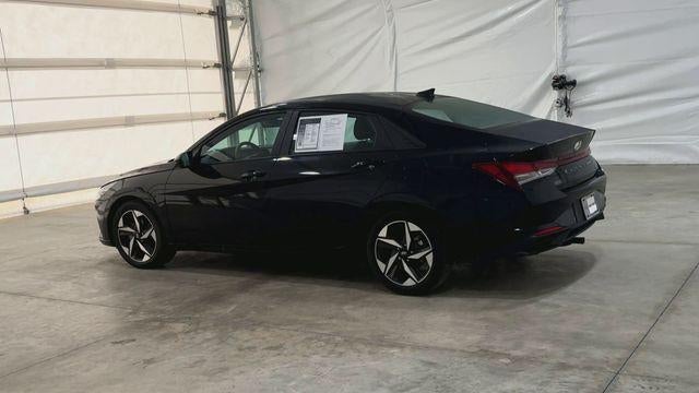 2023 Hyundai Elantra — side profile view